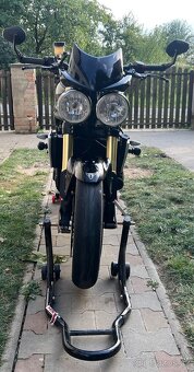 Triumph Speed Triple 1050 - 5
