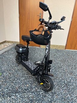 Elektrokoloběžka HECHT - 5