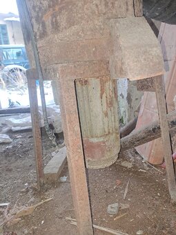 Kladívko srotovnik. A Mixér na řepu. - 5