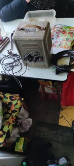 Retro nabíječka 6a12voltů - 5