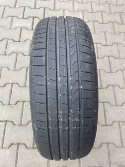 Pneu Hankook 205/60/16 - 5