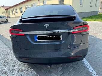 Tesla model X Long Range - 5