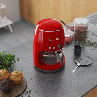 Kávovar SMEG 50's Retro Style 1,4l 10 cup červený - 5