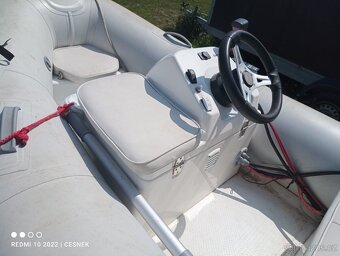 Rib člun BRIG 330+ tohatsu 30hp - 5