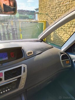 Prodám Citroën c4 picaso - 5