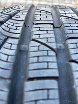 Zimní pneu Pirelli SOTTOZERO Serie II 235/50 R19 - 5