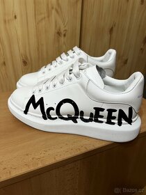 Alexander McQueen - 5