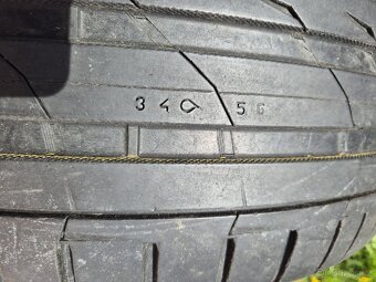 255/55 ZR18 109Y XL Nokian zLine SUV // 5-6mm // 2ks - 5