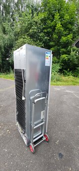 Vestavná lednice Bosch KIS86AF30 – perfektní stav - 5