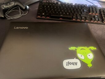 Lenovo IdeaPad 330-15IKB – i5, SSD, GPU – super stav - 5