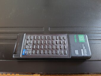 HighEnd CD YAMAHA CDX-1100 + dálka - 5
