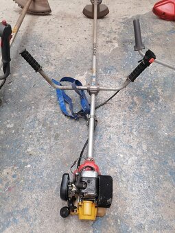 Křovinořezy Oleo mac, Mcculloch, Husqvarna - 5