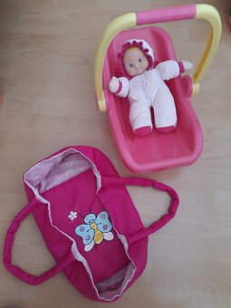 Panenka s doplňky - 5