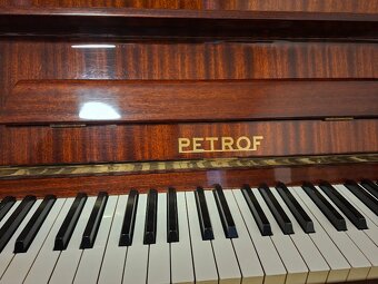Piano Petrof barva mahagon - 5