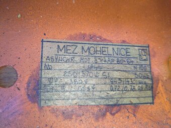 Motor s převodovkou - 5