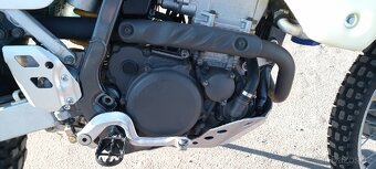 Suzuki DR-Z 400 S - 5