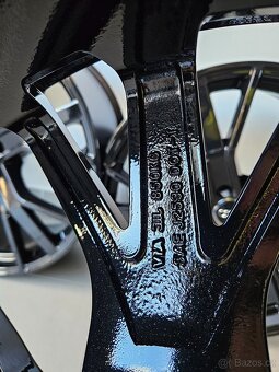 Alu kola Audi 5x112 / 22" - Black - 5