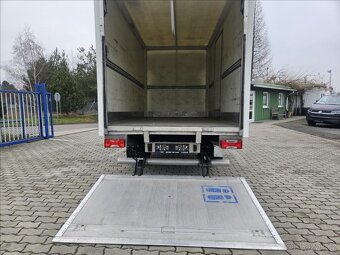Iveco Daily 3.0 35C15,skříň,8 palet - 5