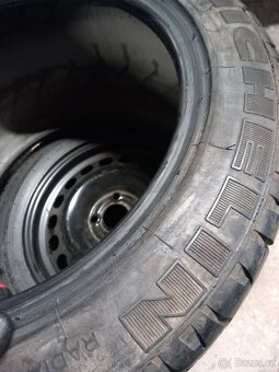 PNEUMATIKY NA FERRARI F40 335/35R17 A 235/45R17 - 5