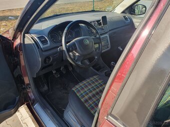Škoda Fabia 2 Combi 1.6 TDI manuál - 5