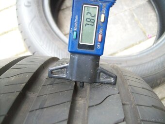 4ks Goodyear 225.55.17 101W XL 90% - 5