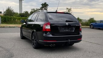 ŠKODA OCTAVIA 2.0TDI RS 125kW DSG COLUMBUS - 5