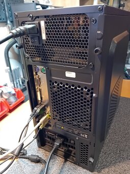 i5-4670/16GB RAM/120GB SSD/750GB HDD/RX560 4GB - 5