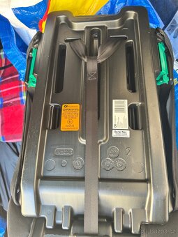 Nová autosedačka Kinderkraft Comfort up i-Size - 5
