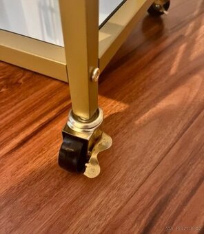 Nový mobilní servírovací stolek - 5