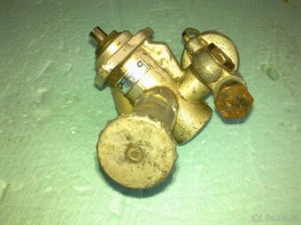 BENZINOVÁ PUMPA - 5