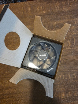 AMD Wraith Prism RGB na AM4 - 5