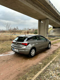 Opel Astra 1,4 74kW - 5