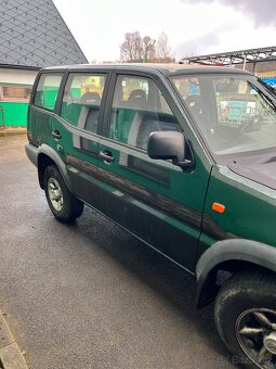Nissan Terrano - 5