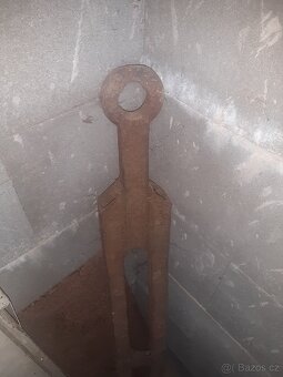 Prodám "vyvazecku" na dřevo za malotraktor. - 5
