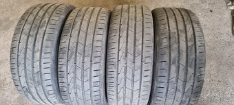 Hankook 215/45/17 - 5