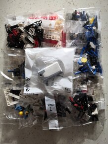 Stavebnice RC chodící robot - 5