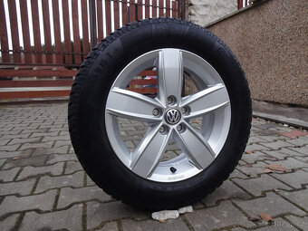 ZIMNÍ ORIGINÁL VW 15" 5x100 pneu 185/65R15 Continental - 5
