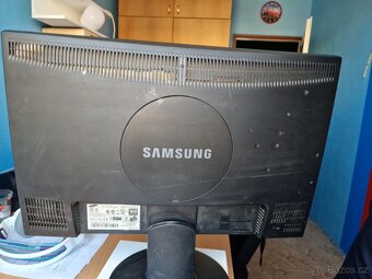 Monitor Samsung 22" - 5