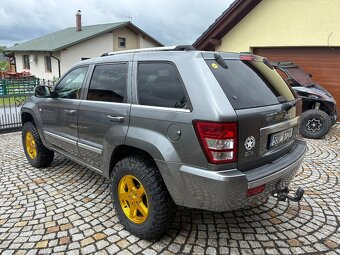Jeep Grand Cherokee WH OVERLAND 5.7L V8 HEMI LPG - 5