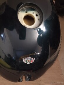 Nádrž Triumph Daytona 955i Cennential - 5