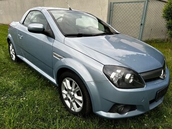 Opel Tigra Cabriolet 1.4 Benzin 66/KW Rok v.:2005/4 - 5