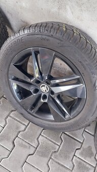 Prodám orig.alu Škoda pneu zimní 215/55/17 - 5