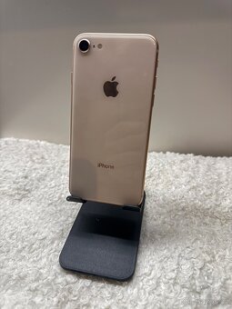iPhone 8 – 64 GB, barva gold (růžově-zlatá) - 5