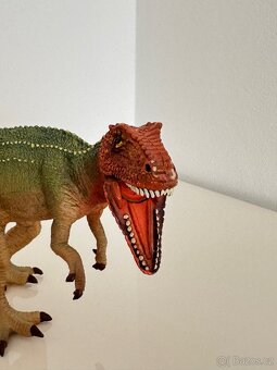 figurka dinosaura - 5