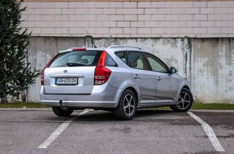 Kia Cee´d SW 1.4 CVVT 16V LX - 5