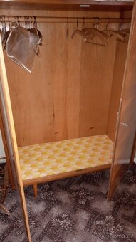 Retro _ starožitný nábytek - 5