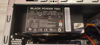 WIN7,Intel Q6600 2,4 GHz;Socket 775 LGA,4GB DDR2 - 5