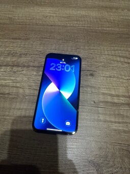 IPhone 13 - 5
