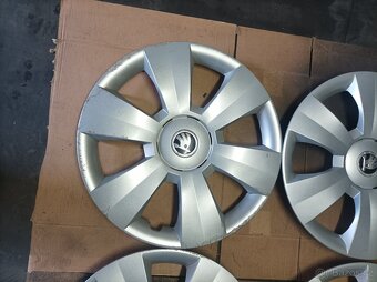 POKLICE ŠKODA 15" - 5