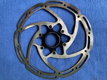 Nové brzdové kotouče Tektro 203 a 180 mm, Centerlock - 5